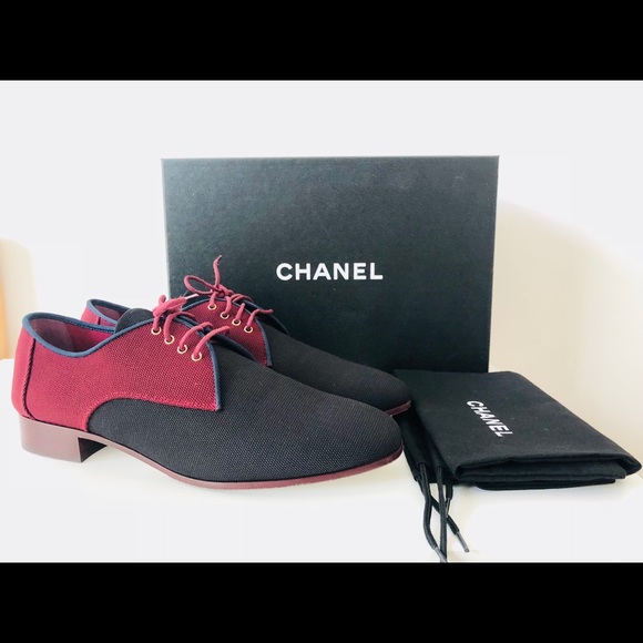 🔥SOLD🔥Chanel NIB Lace Up Oxford Burgundy/Black - Picture 2 of 8